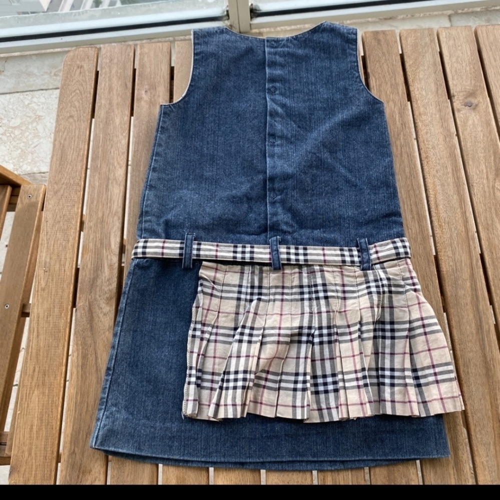 Kids clothes